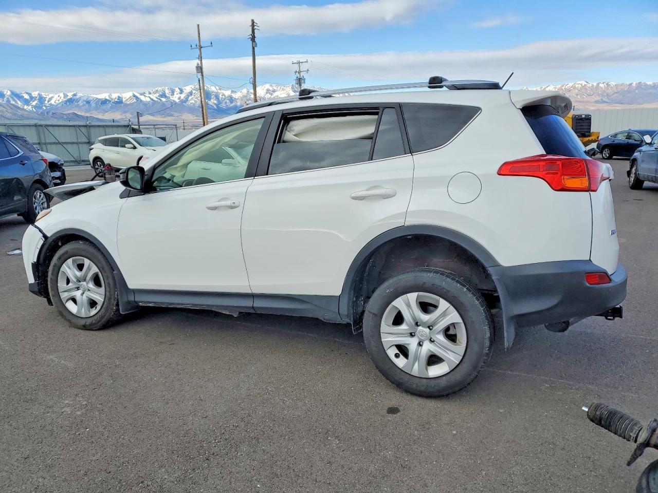 2015 Toyota Rav4 Le - Фото 2