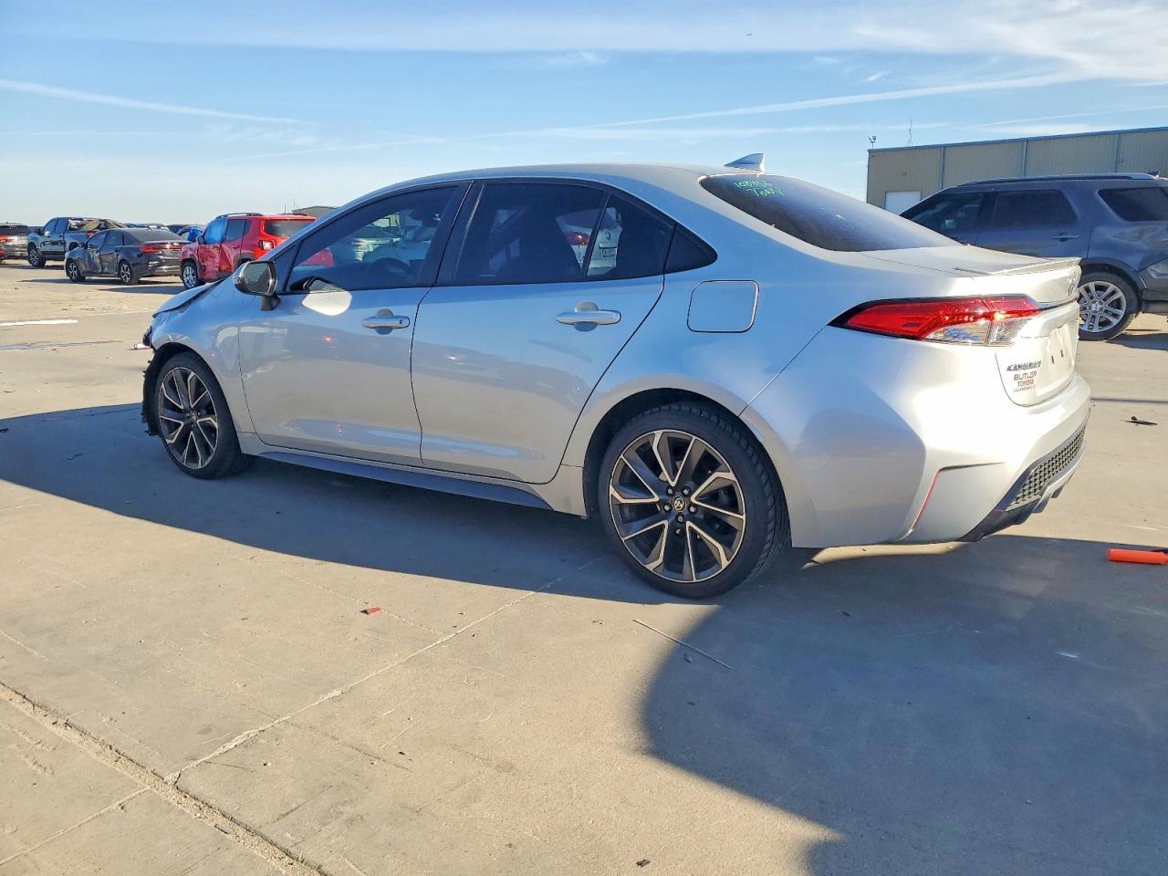 2020 Toyota Corolla Se - Image 2