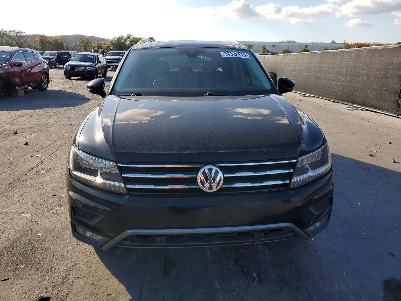 2020 Volkswagen Tiguan Se - Фото 5