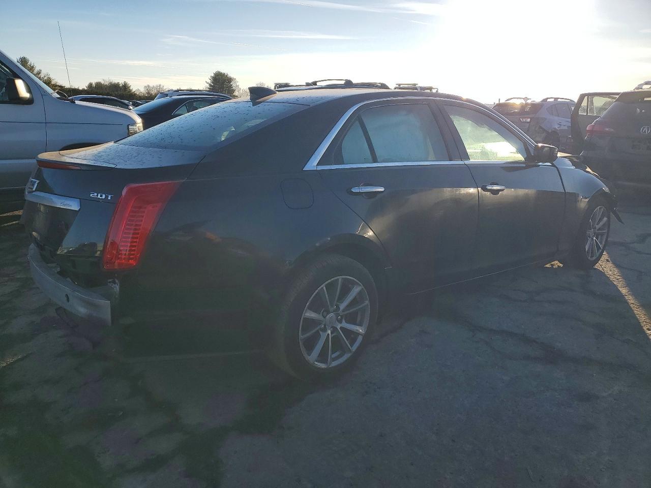 2017 Cadillac Cts Luxury - Image 3