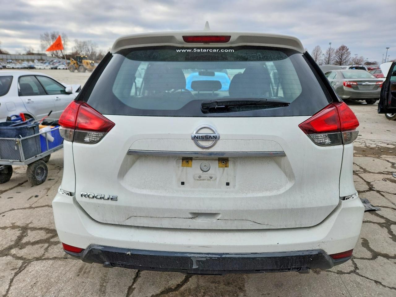 2017 Nissan Rogue S - Image 6