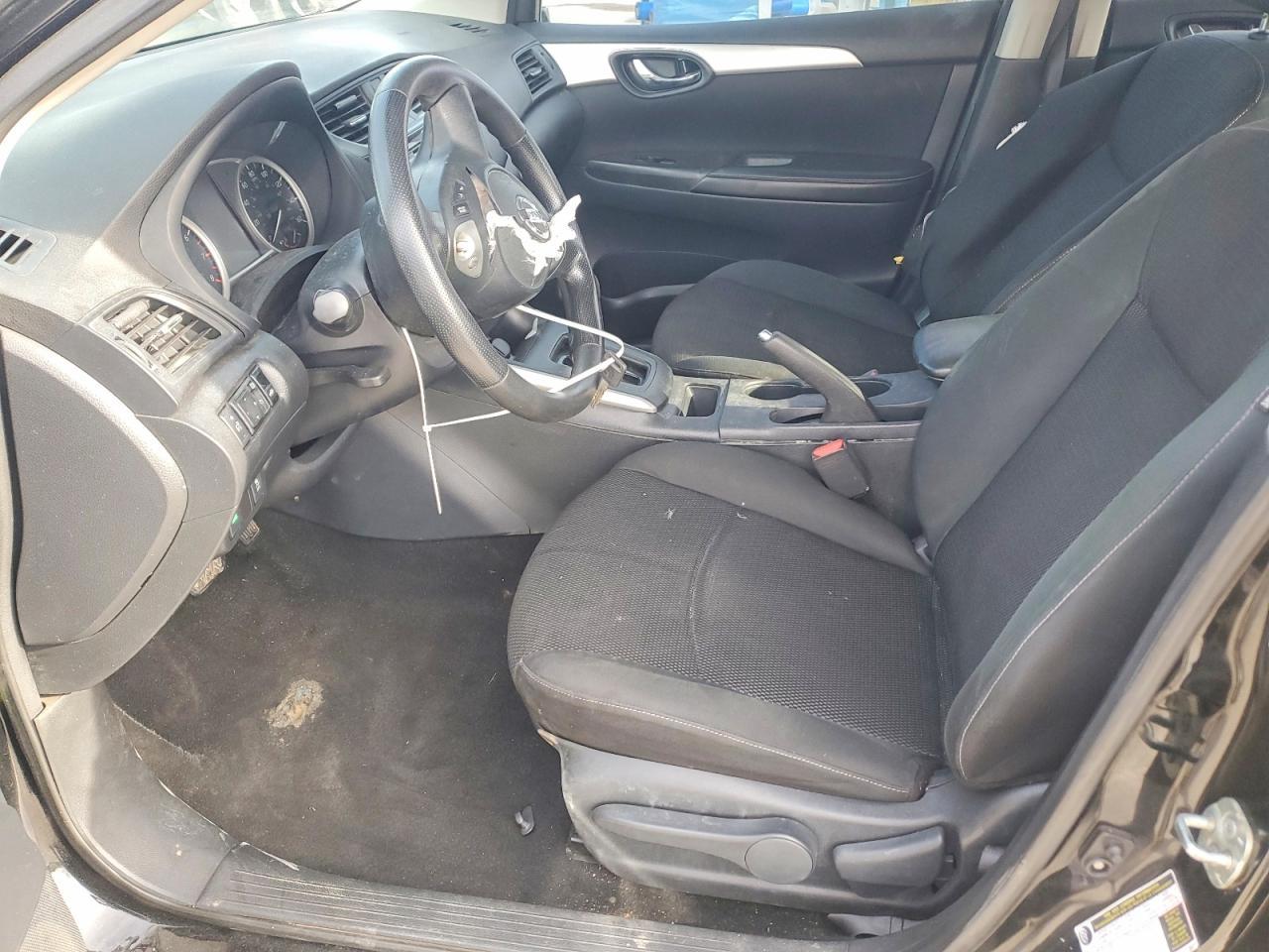 2019 Nissan Sentra S - Image 7