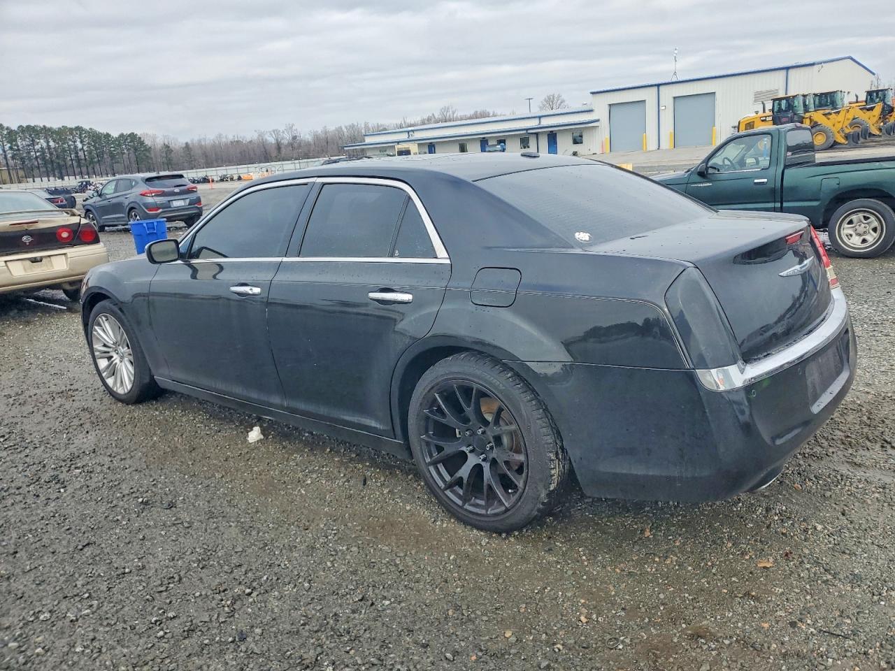2011 Chrysler 300 Limited - Image 2