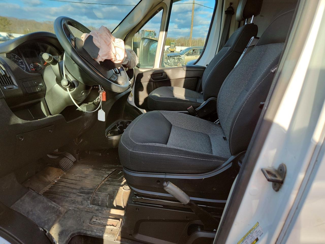 2021 Ram Promaster 2500 Utility / Service Van - Image 7