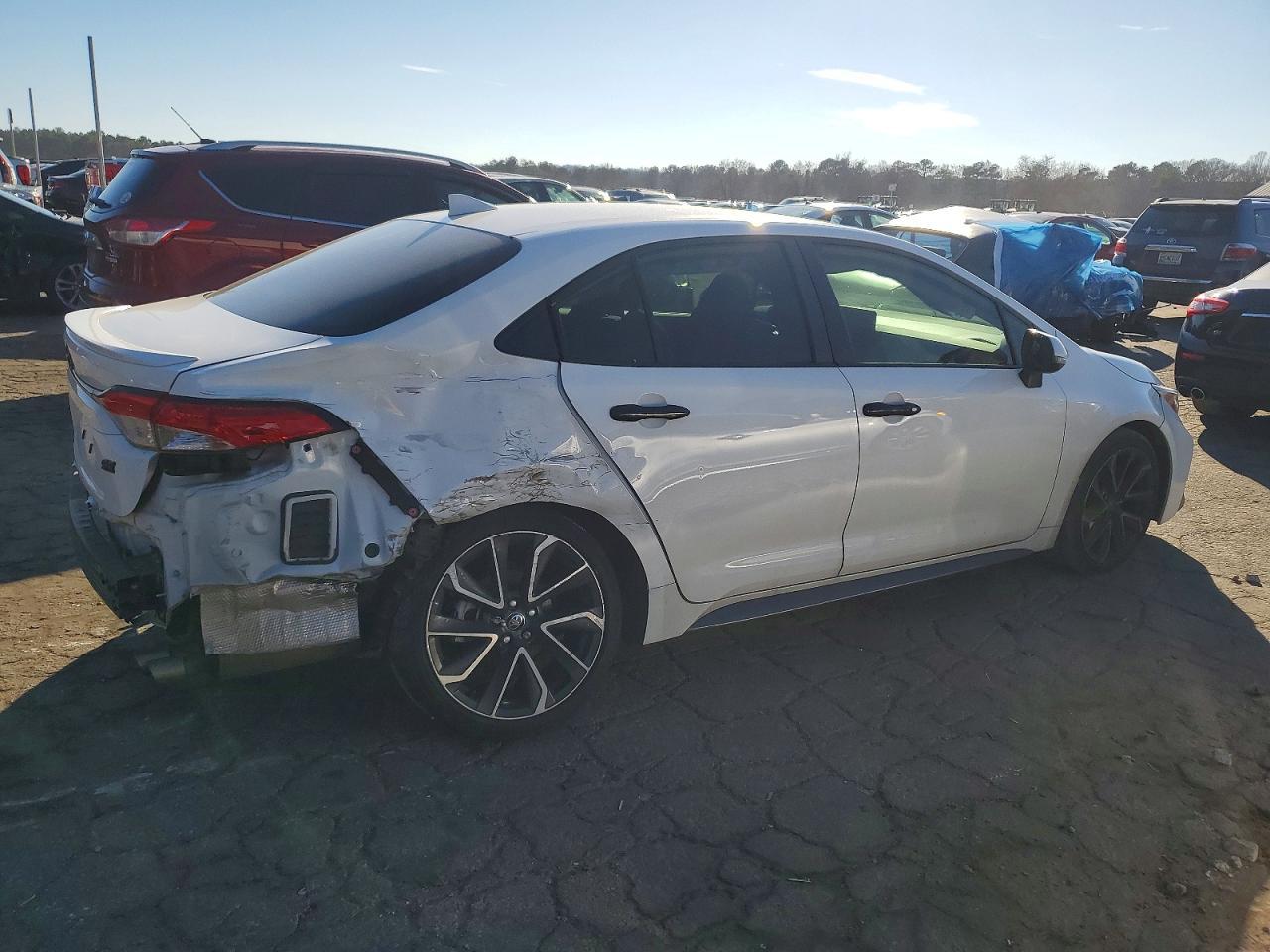 2022 Toyota Corolla Se - Фото 3