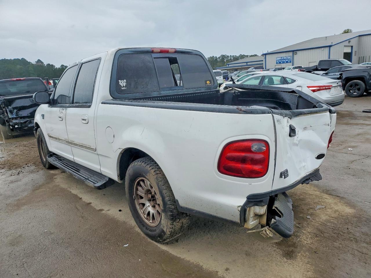 2001 Ford F150 Supercrew - Фото 2