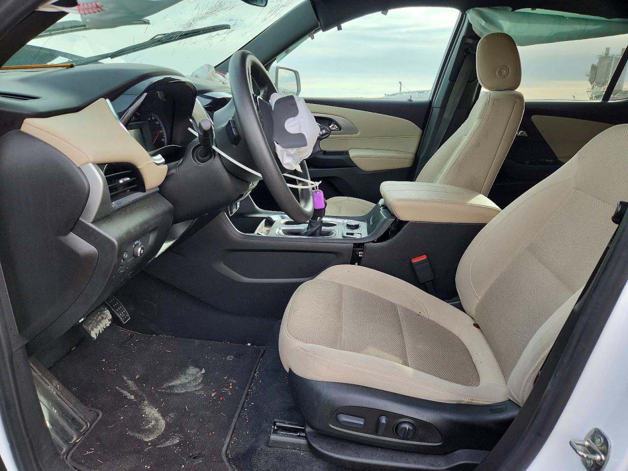 2022 Chevrolet Traverse Ls - Image 7