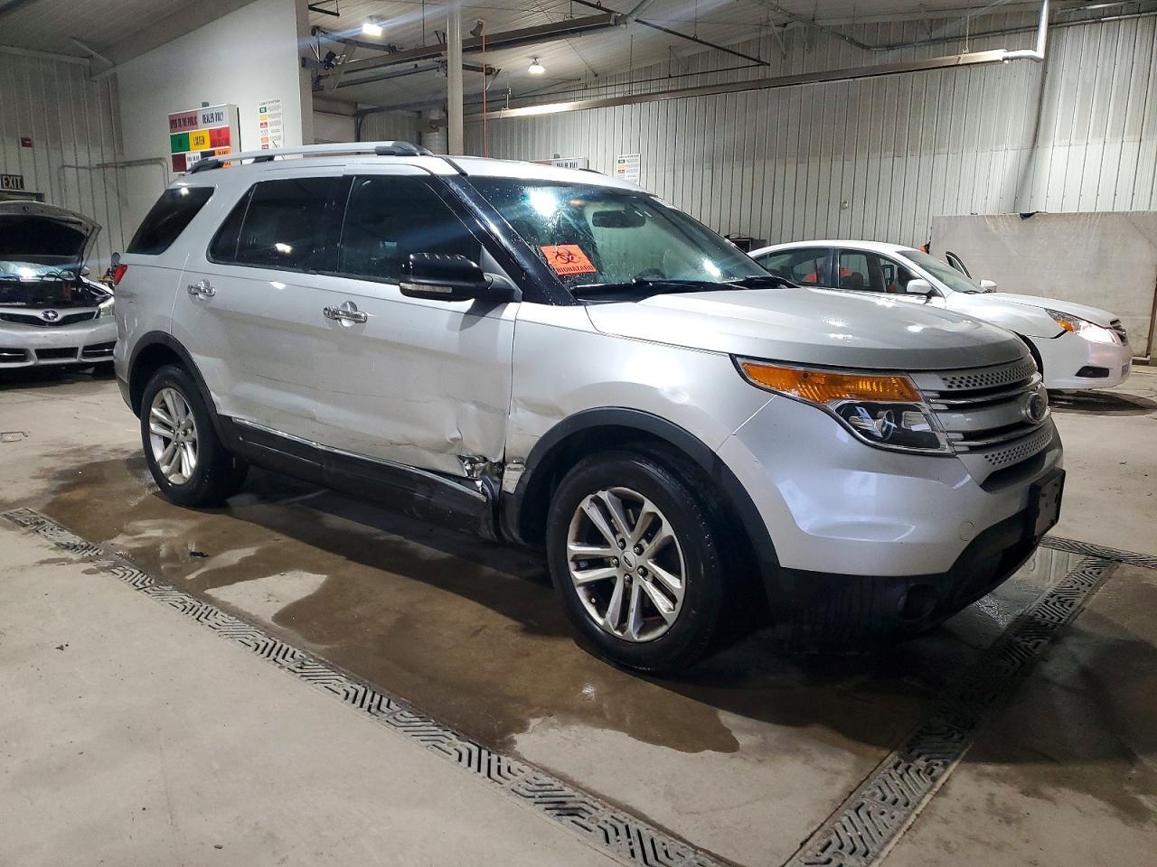 2012 Ford Explorer Xlt - Фото 4