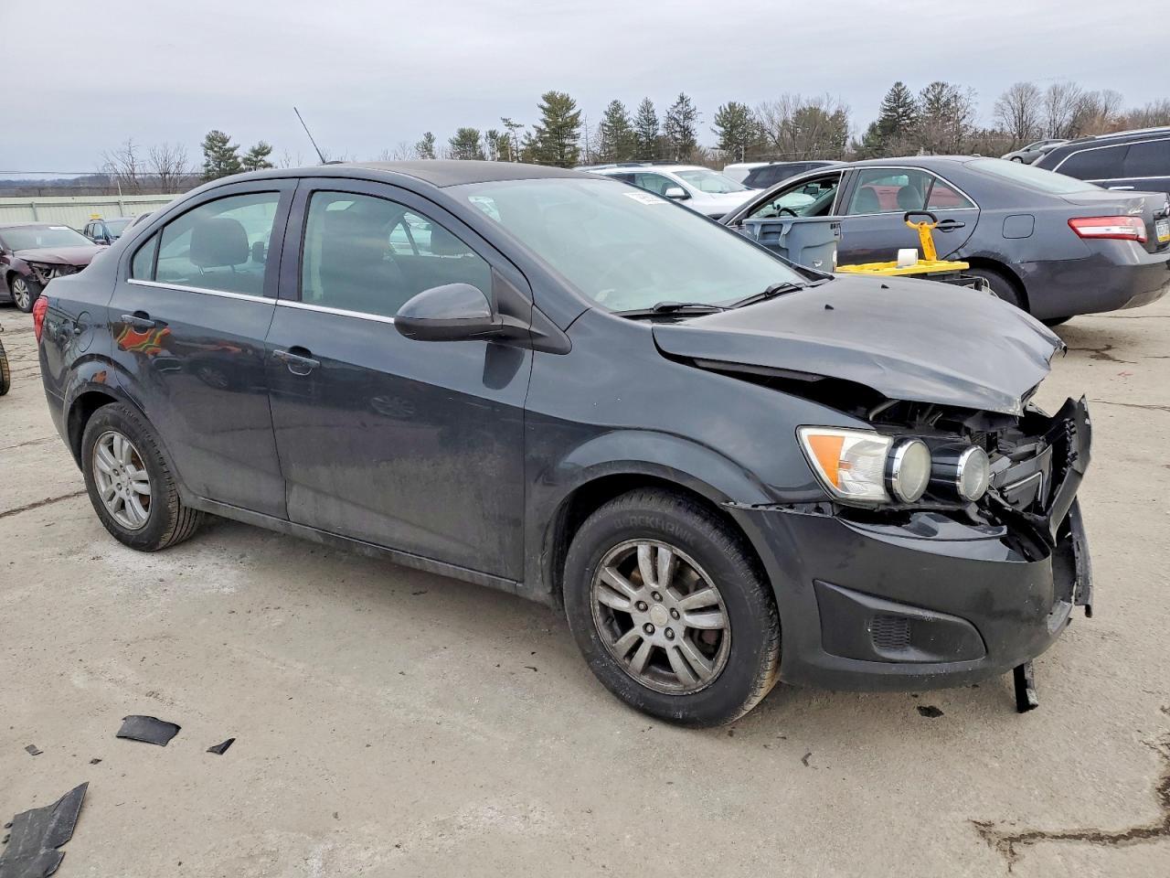 2015 Chevrolet Sonic Lt - Фото 4