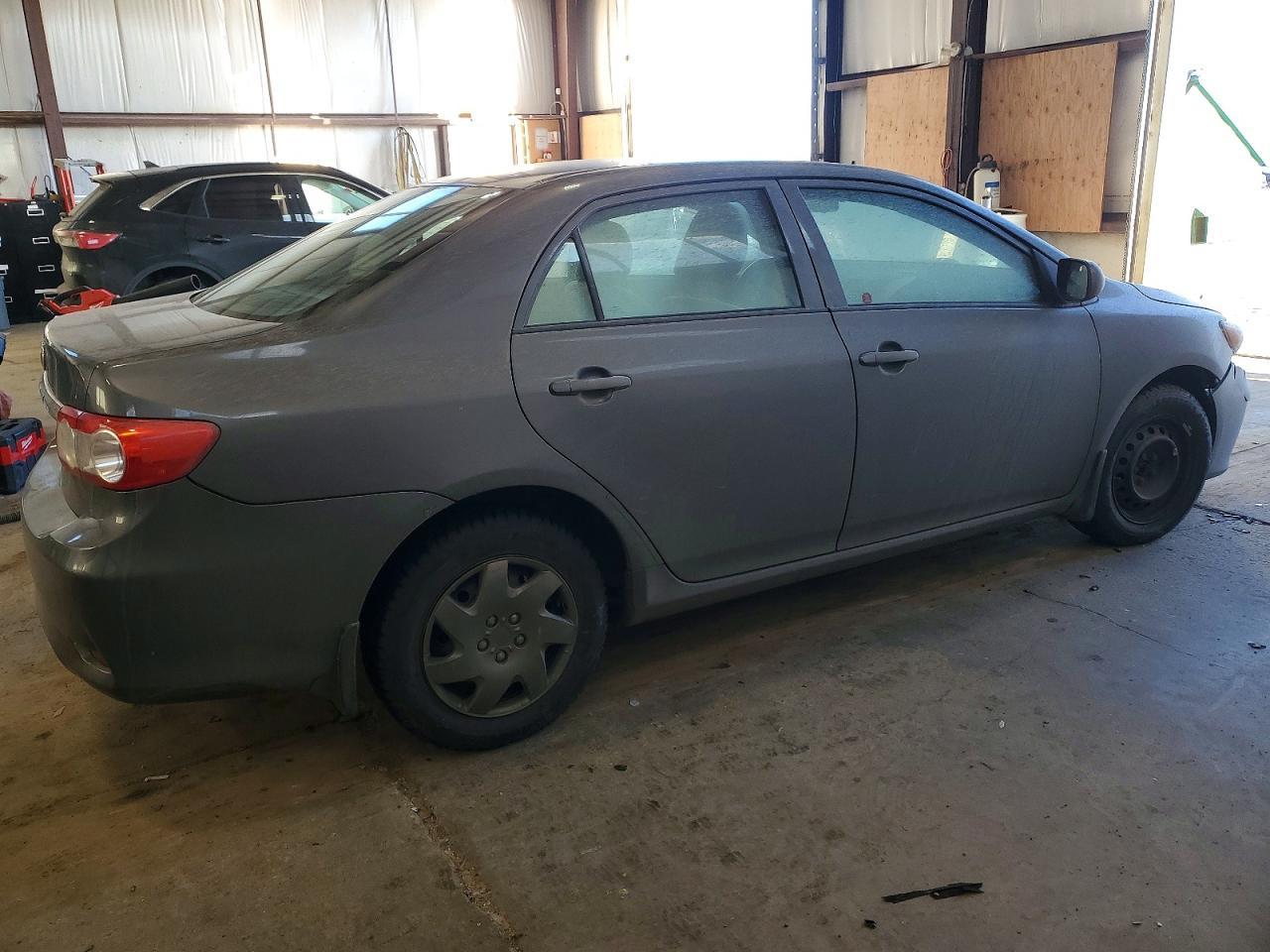 2011 Toyota Corolla Ce 4Dr - Фото 3