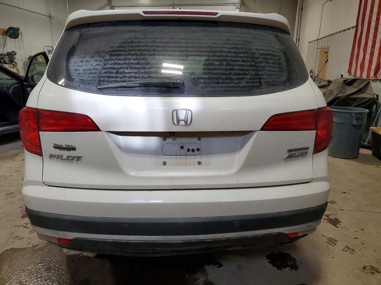 2016 Honda Pilot Touring - Image 6