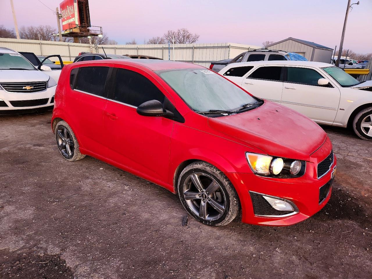 2015 Chevrolet Sonic Rs - Фото 4