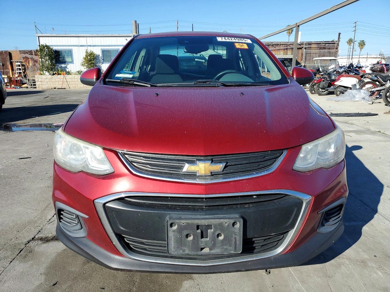 2018 Chevrolet Sonic Lt - Image 5