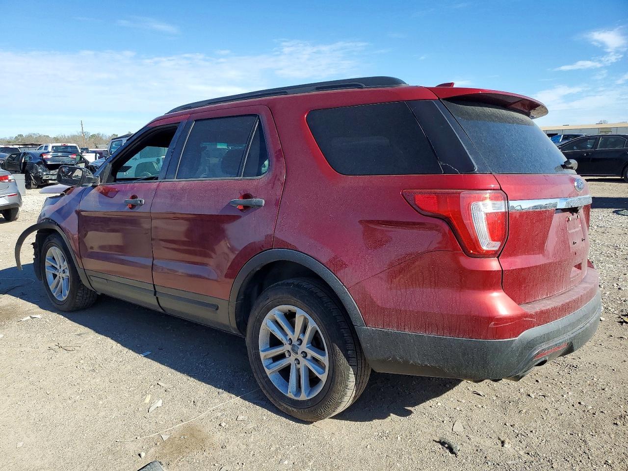 2017 Ford Explorer - Фото 2
