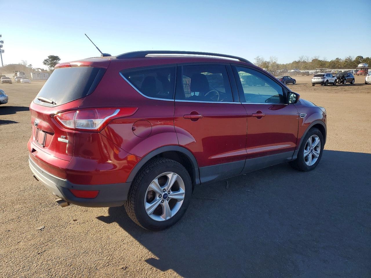 2014 Ford Escape Se - Фото 3