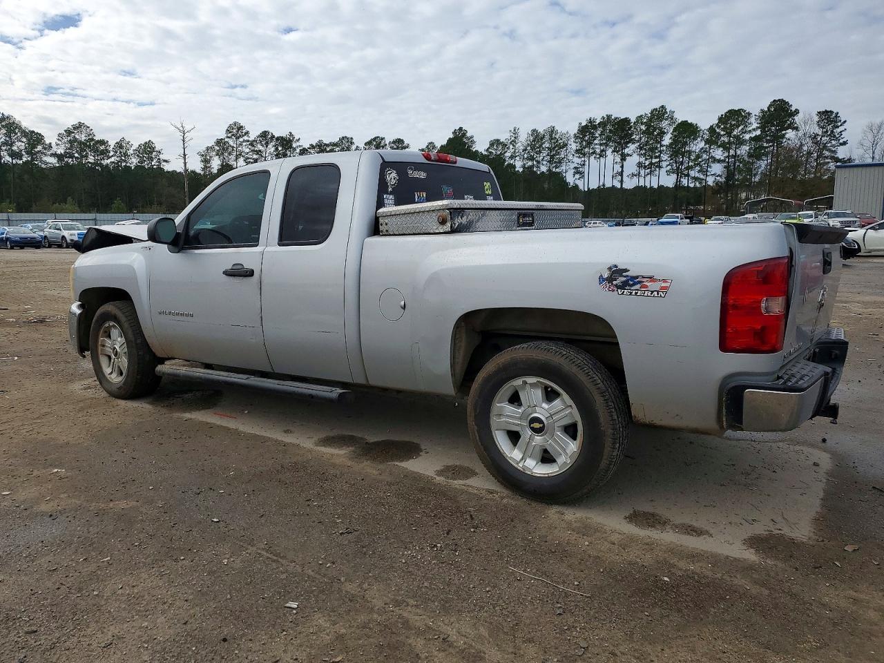 2013 Chevrolet Silverado C1500 Lt - Image 2
