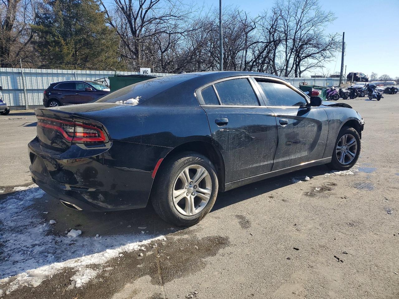 2021 Dodge Charger Sxt - Фото 3