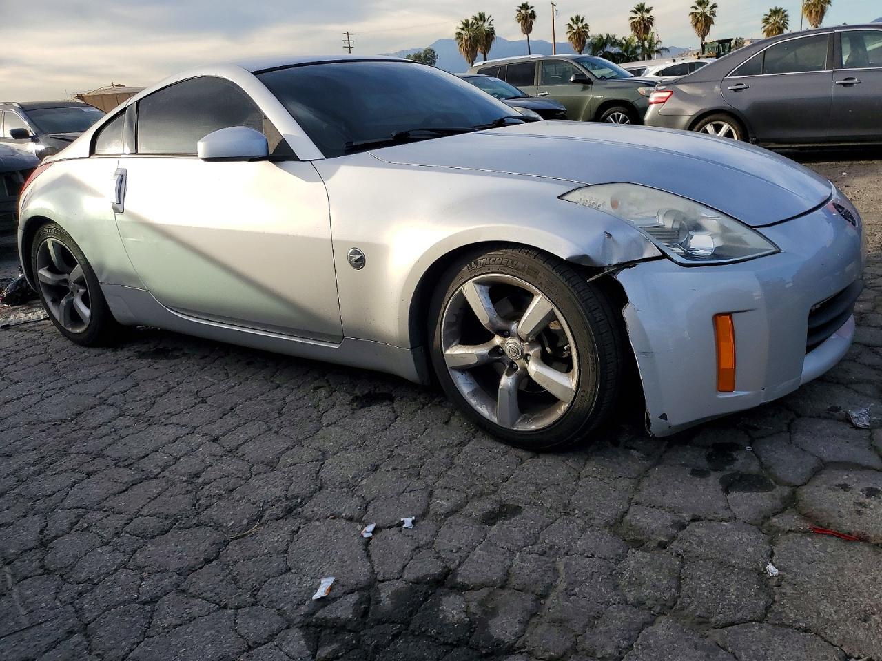 2006 Niss 350Z Coupe - Фото 4