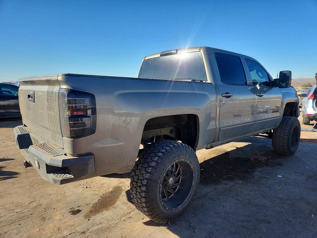 2017 Chevrolet Silverado K1500 Lt - Image 3