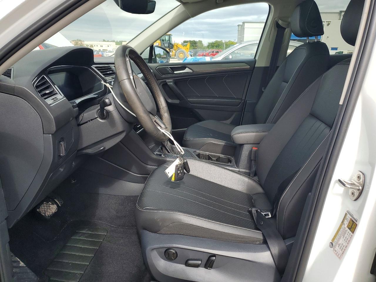 2022 Volkswagen Tiguan Se - Фото 7