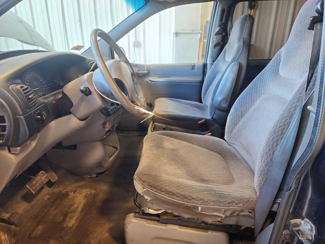 1999 Dodge Caravan - Фото 7