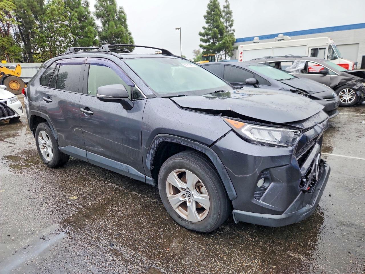 2019 Toyota Rav4 Xle - Image 4