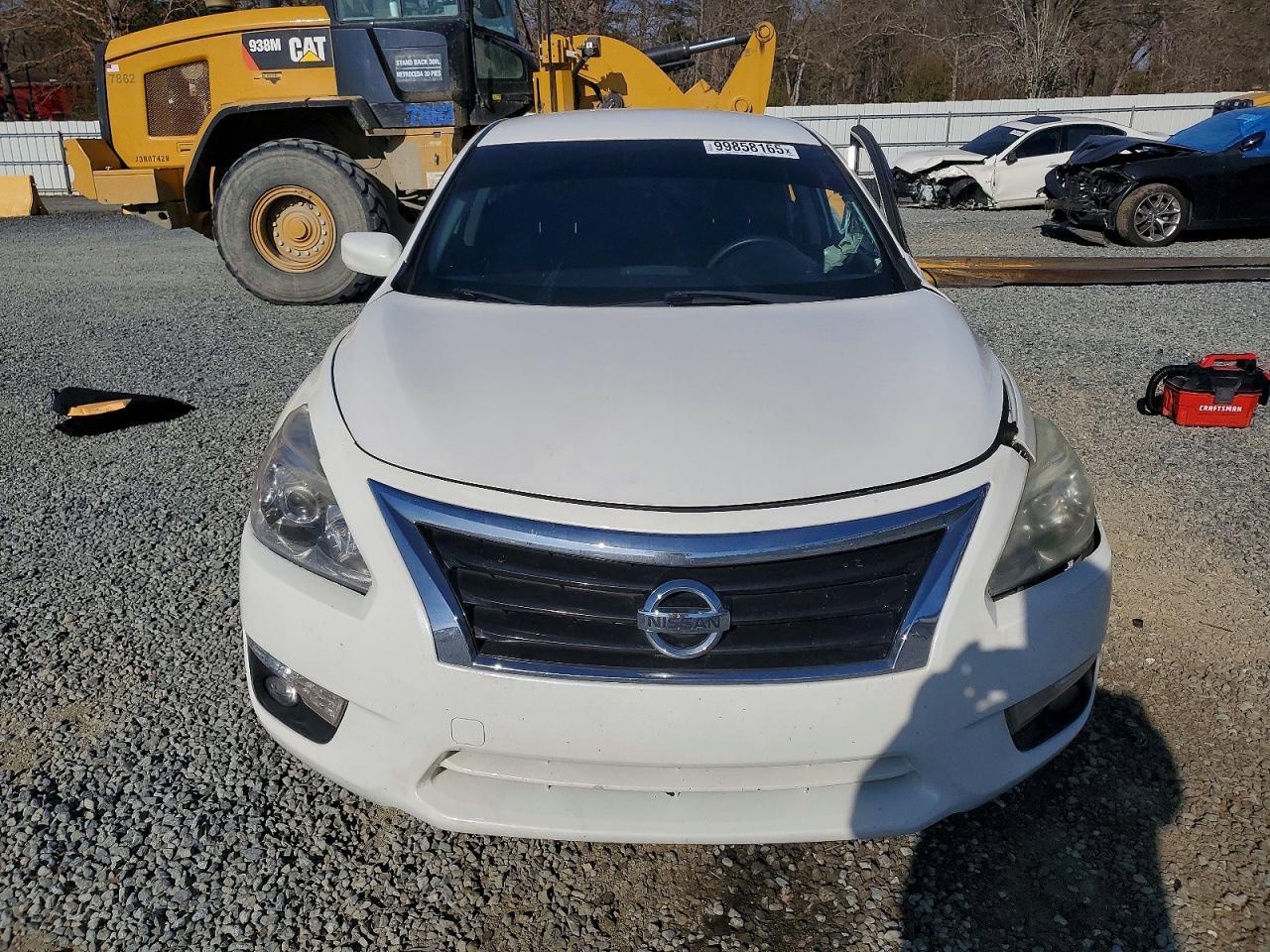 2015 Nissan Altima 2.5 - Image 5