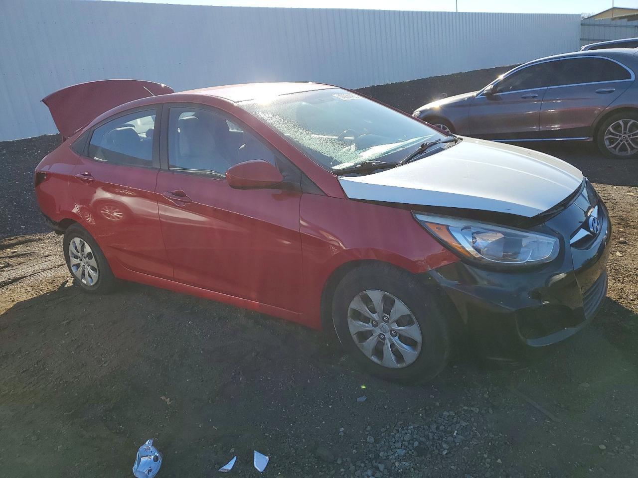 2016 Hyundai Accent Se - Фото 4