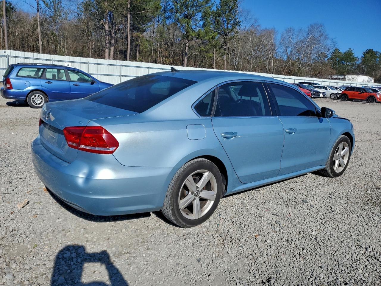 2012 Volkswagen Passat Se - Фото 3