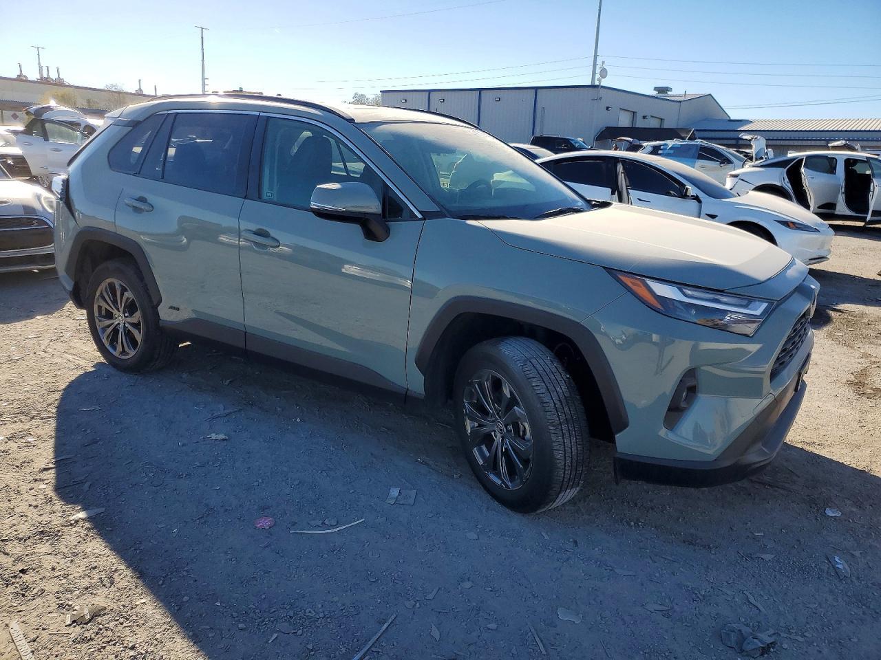 2023 Toyota Rav4 Xle Premium - Фото 4