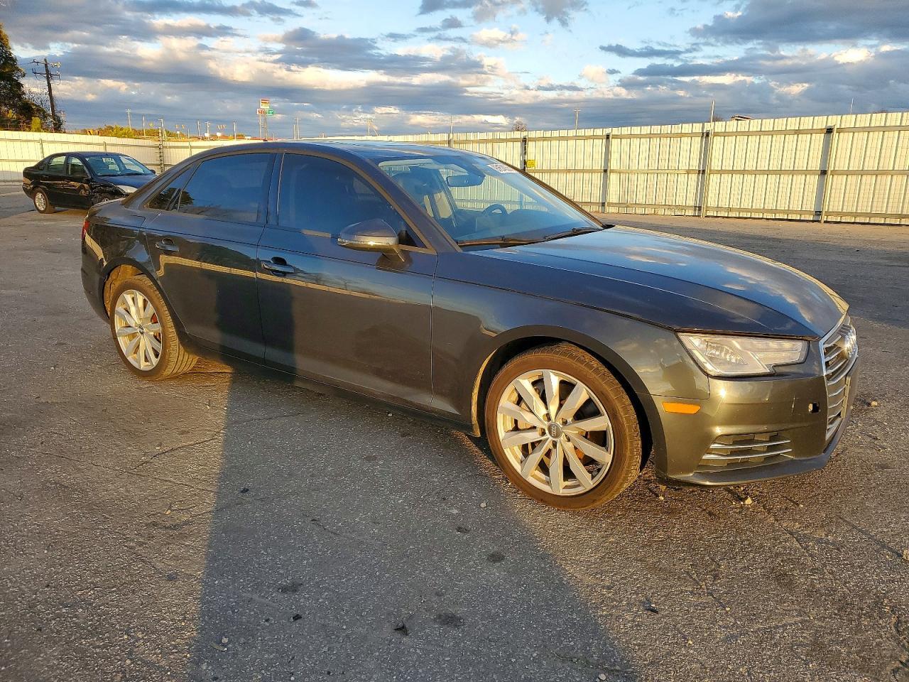 2017 Audi A4 Premium - Image 4