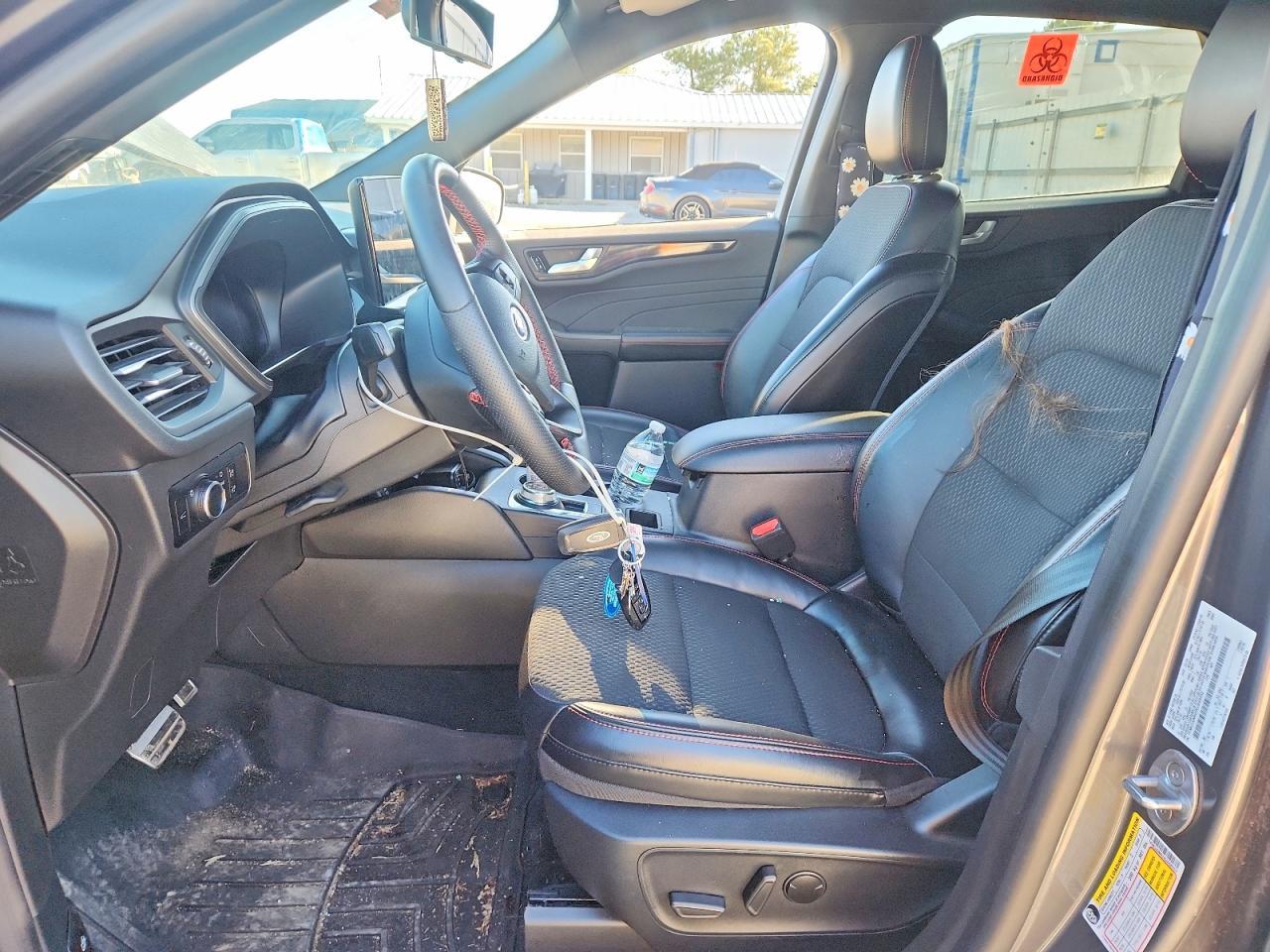 2024 Ford Escape St Line - Image 7