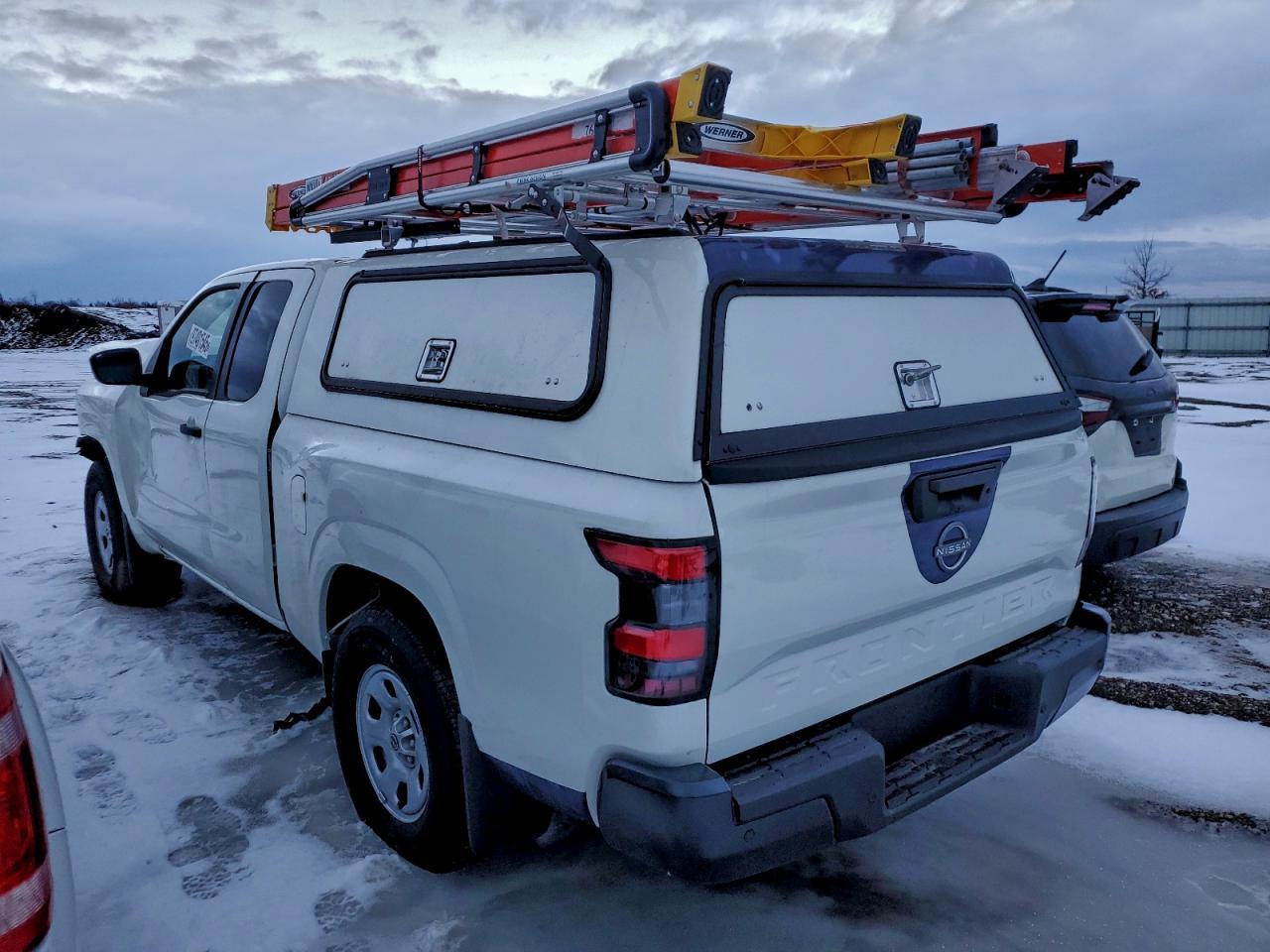 2025 Nissan Frontier S - Image 2