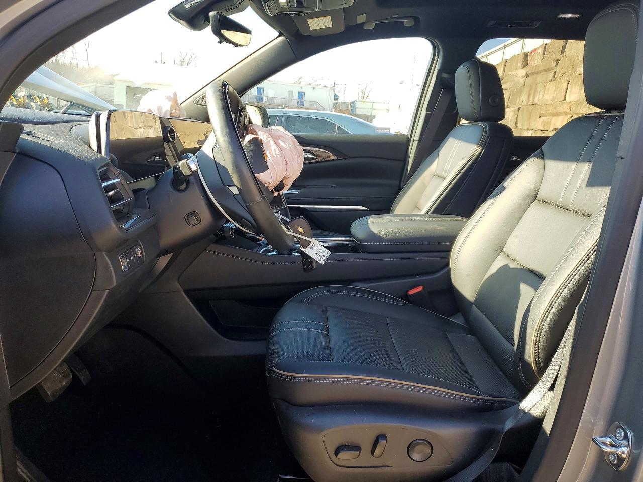 2025 Chevrolet Traverse High Country - Image 7
