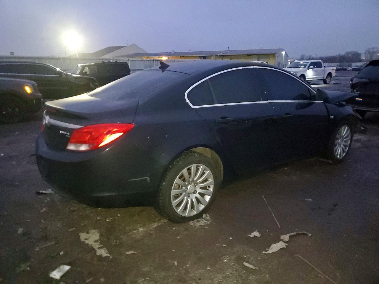 2011 Buick Regal - Фото 3
