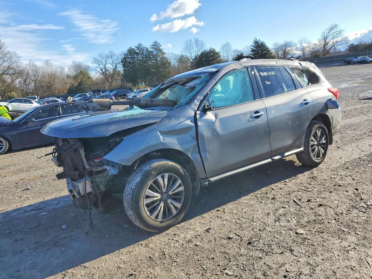 2017 Nissan Pathfinder S