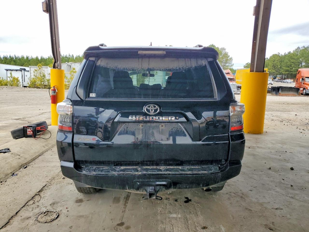 2019 Toyota 4Runner Sr5/Sr5 Premium - Image 6