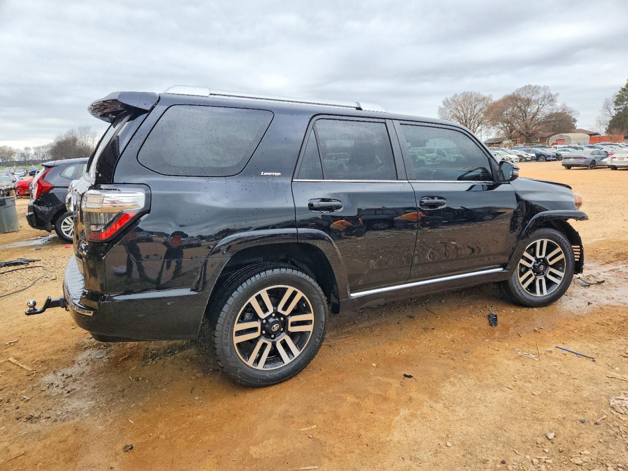 2015 Toyota 4Runner Sr5/Sr5 Premium - Image 3
