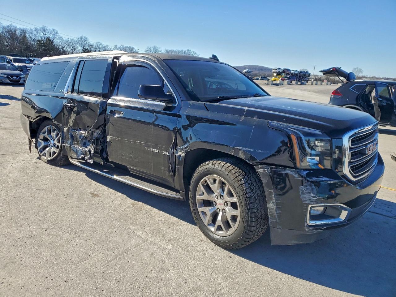 2016 GMC Yukon Xl C1500 Sle - Image 4