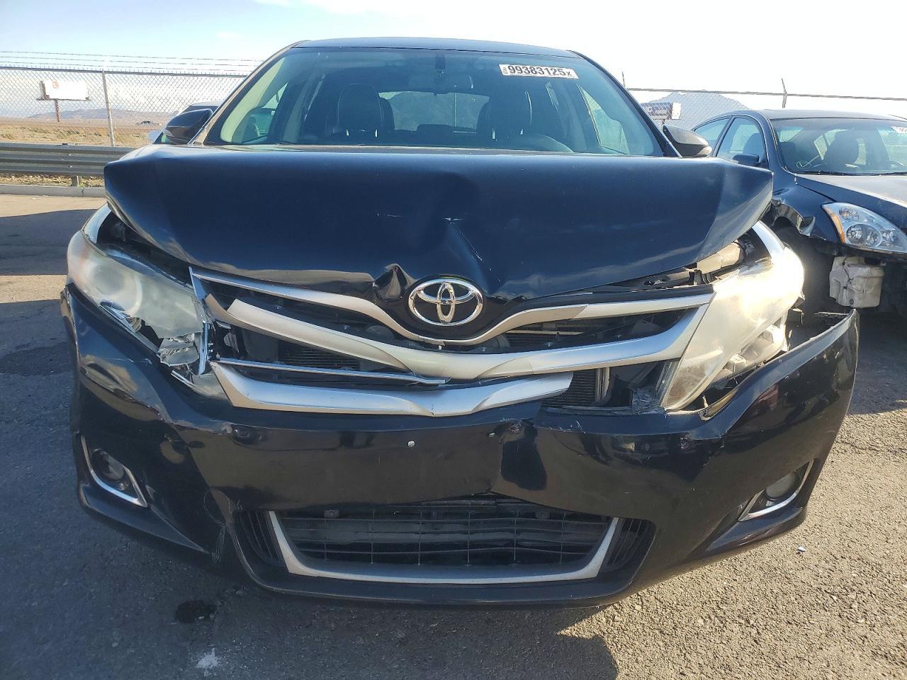 2014 Toyota Venza Le - Image 5