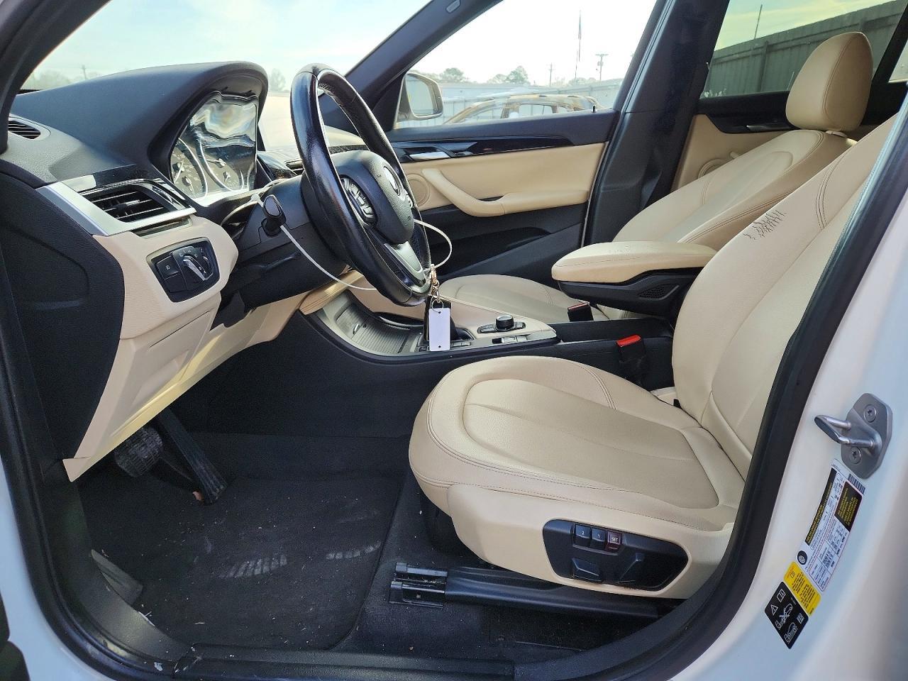 2017 BMW X1 xDrive28I - Фото 7