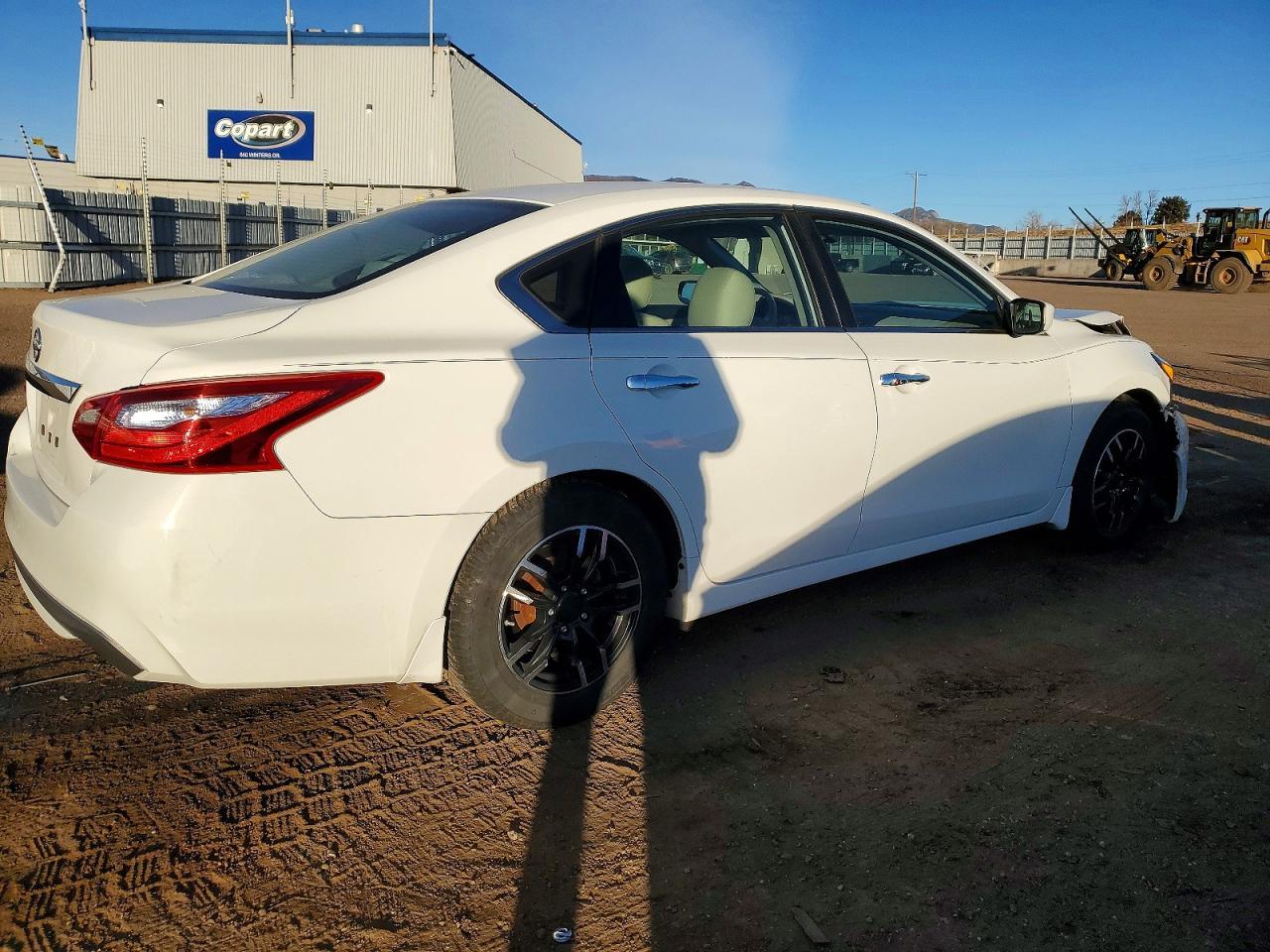 2016 Nissan Altima 2.5 - Image 3