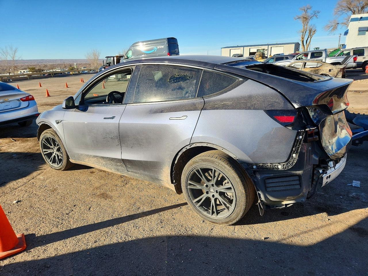 2023 Tesla Model Y - Фото 2