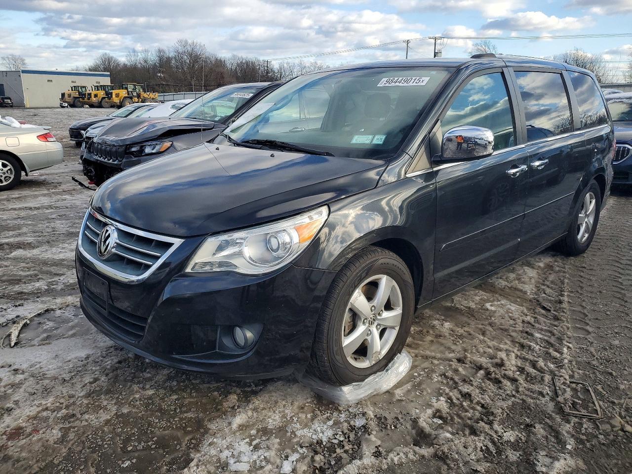 2012 Volkswagen Routan Sel Premium