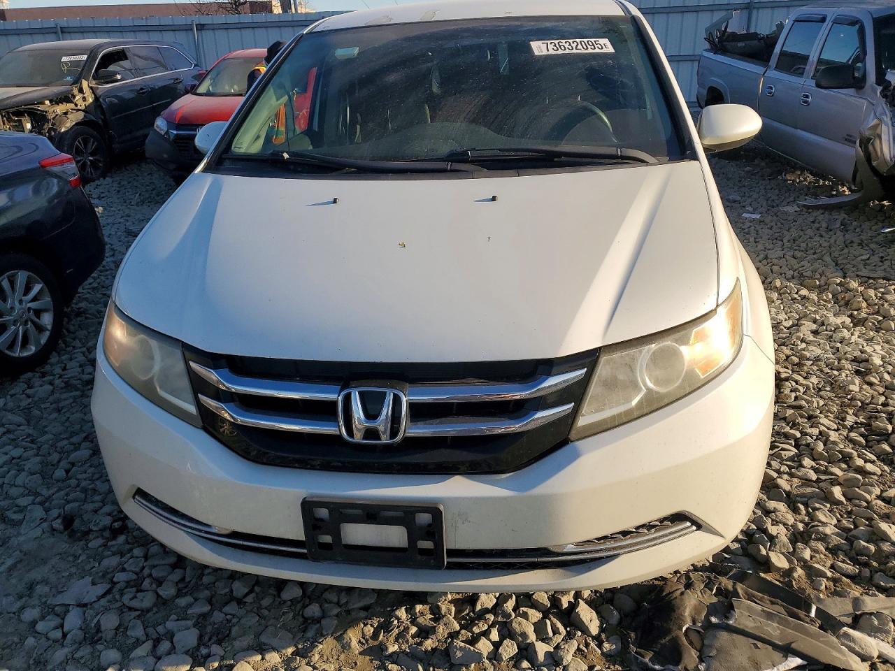 2014 Honda Odyssey Ex - Image 5