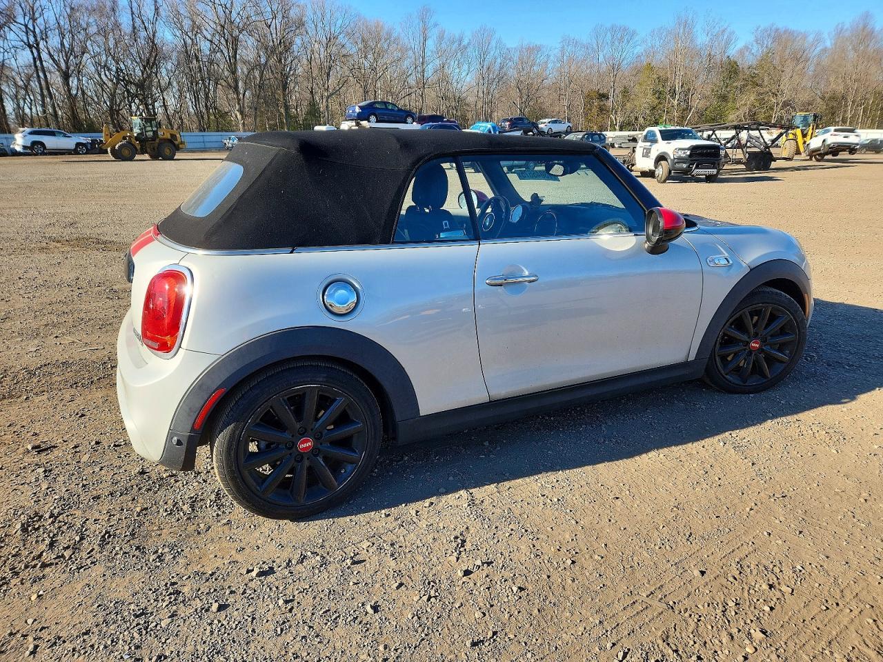 2018 Mini Cooper S - Image 3
