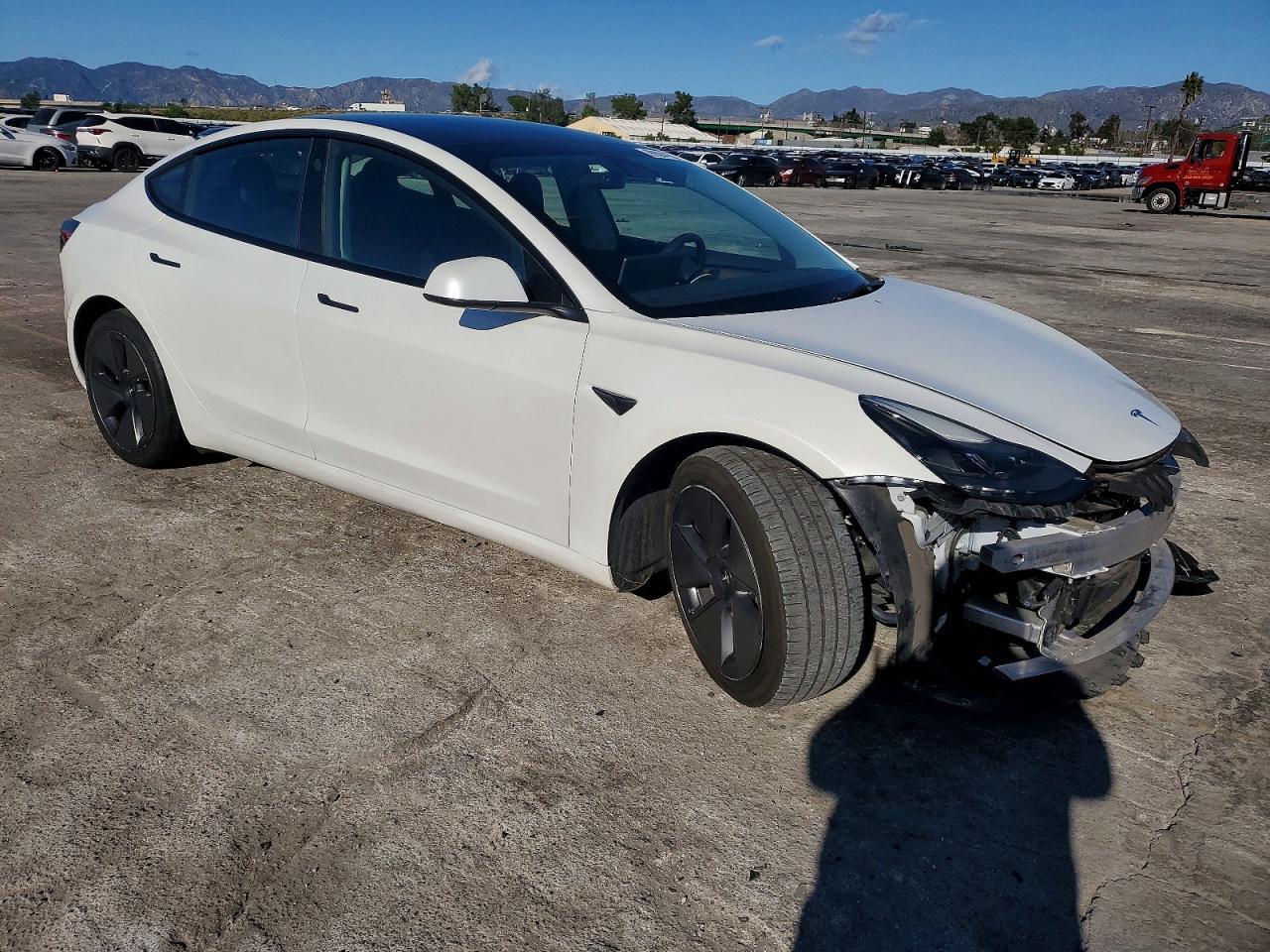2023 Tesla Model 3 - Image 4