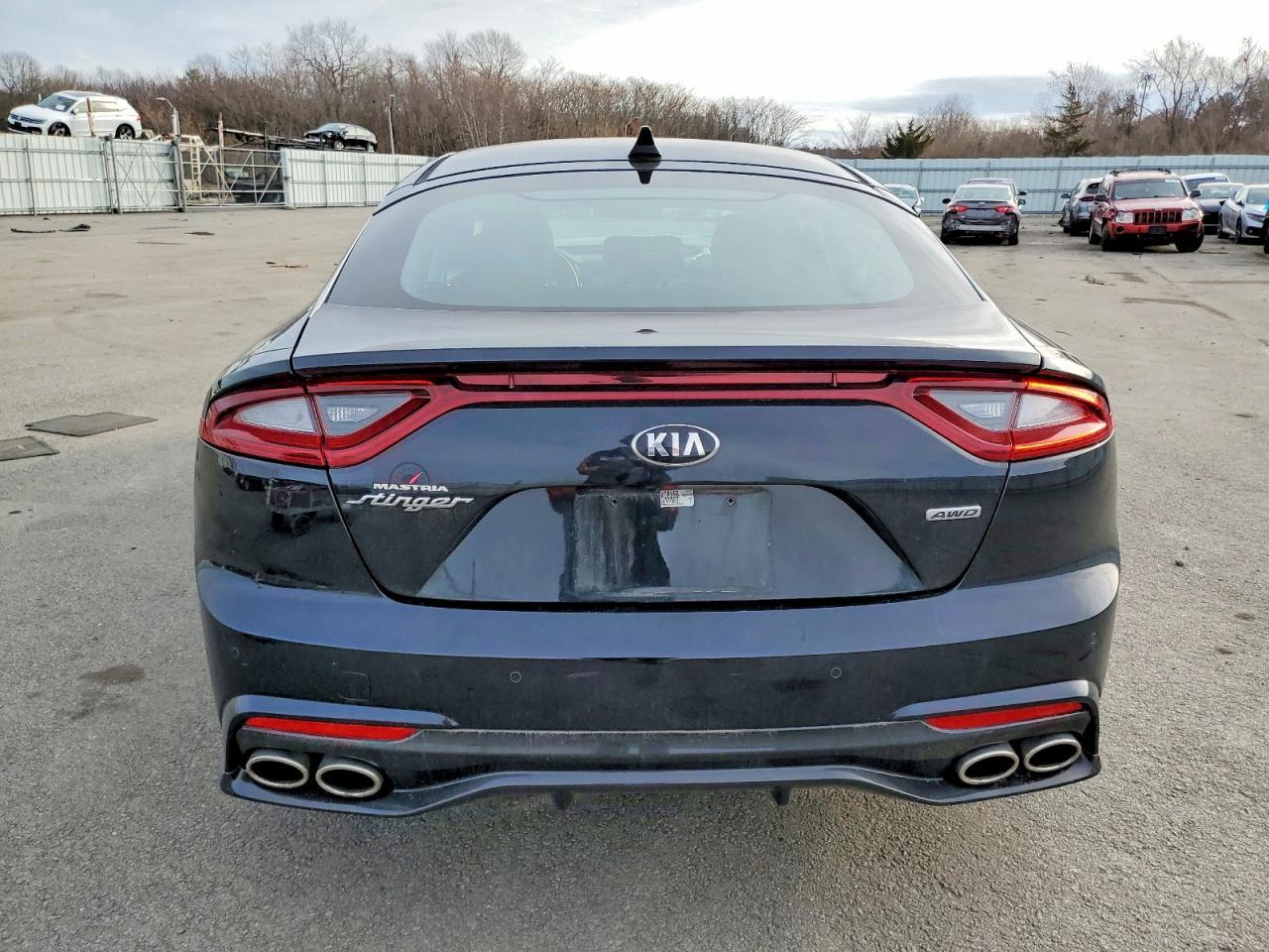 2018 Kia Stinger Premium - Фото 6