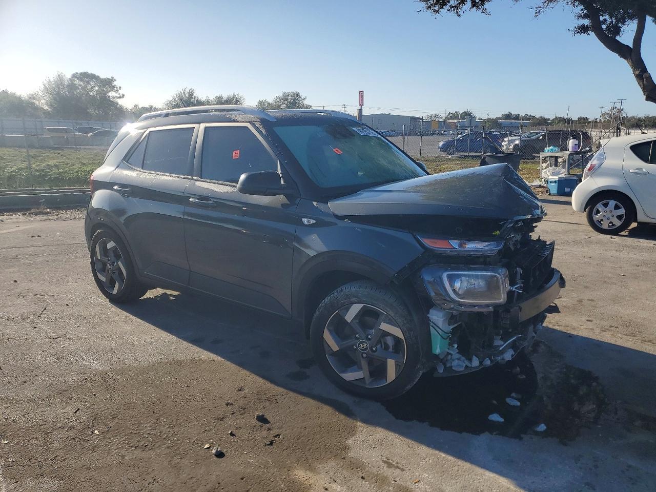 2024 Hyundai Venue Sel - Фото 4