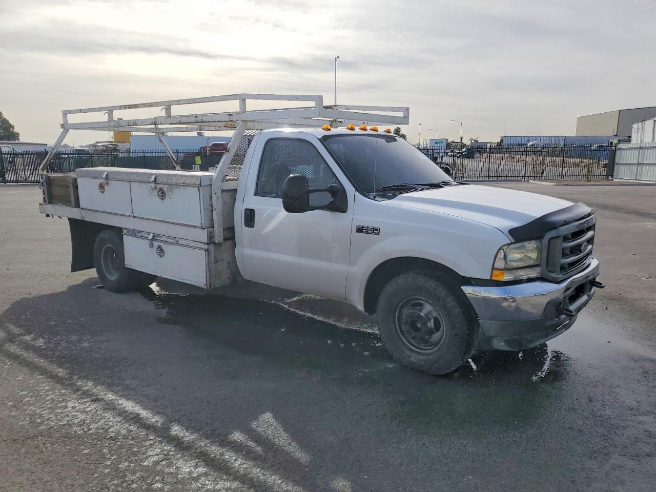 2004 Ford F350 Super Duty - Фото 4